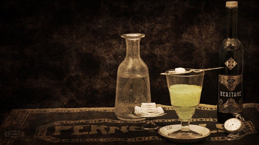 absinthe-4218874_1280